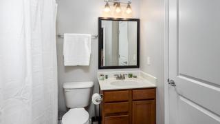 Landing Modern Apartment with Amazing Amenities (ID7168X66) - 1