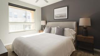 Landing Modern Apartment with Amazing Amenities (ID8359X76) - Newport - 4