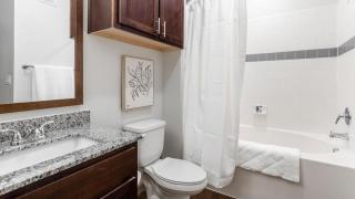 Landing Modern Apartment with Amazing Amenities (ID5173X82) - 2