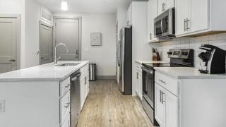 Landing Modern Apartment with Amazing Amenities (ID1374X218) - 3