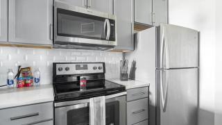 Landing Modern Apartment with Amazing Amenities (ID4332X66) - 4