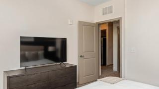 Landing Modern Apartment with Amazing Amenities (ID8767X54) - 5