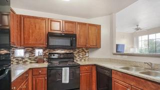 Landing Modern Apartment with Amazing Amenities (ID8404X14) - 9