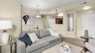 Landing Modern Apartment with Amazing Amenities (ID8404X14) - 7