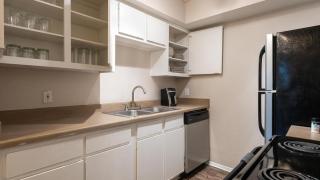 Landing Modern Apartment with Amazing Amenities (ID3235X57) - 4