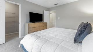Landing Modern Apartment with Amazing Amenities (ID6160) - 1
