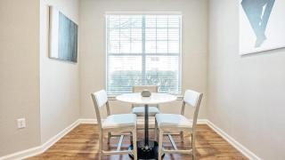 Landing Modern Apartment with Amazing Amenities (ID8999X84) - 5