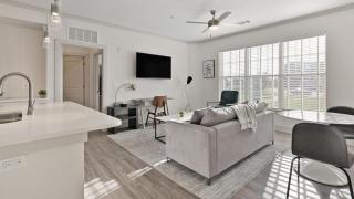 Landing Modern Apartment with Amazing Amenities (ID4420X29) - 5