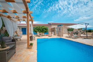 Secluded house with a swimming pool Kosljun, Pag - 22238 - Pag - 2