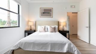 Landing Modern Apartment with Amazing Amenities (ID7442X46) - 2