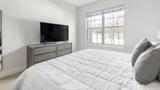 Landing Modern Apartment with Amazing Amenities (ID8044X07) - 5