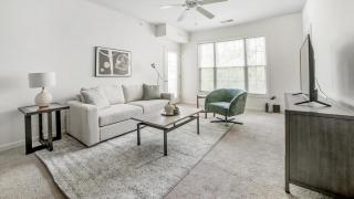 Landing Modern Apartment with Amazing Amenities (ID6425X78) - 9