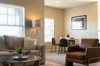 Landing Modern Apartment with Amazing Amenities (ID7688X5) - 7