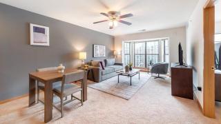 Landing Modern Apartment with Amazing Amenities (ID1223X281) - 8