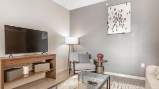 Landing Modern Apartment with Amazing Amenities (ID8457X09) - 0