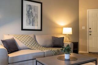 Landing Modern Apartment with Amazing Amenities (ID7688X9) - 9