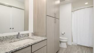 Landing Modern Apartment with Amazing Amenities (ID7245X86) - 1