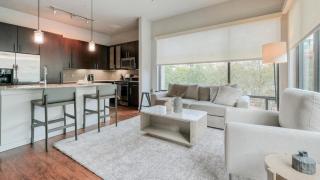 Landing Modern Apartment with Amazing Amenities (ID5143X81) - 0
