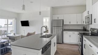 Landing Modern Apartment with Amazing Amenities (ID1388X815) - 5