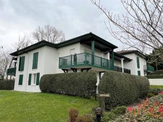 Confort à Cambo : T2 pour 2 pers., balcon-terrasse, cuisine équipée, parking, accès internet - FR-1-495-133 - Cambo-les-Bains - 0