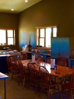 Ghost Hollow Lodge - - 9