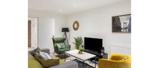 A Splash of Color: Spacious & Funky 3-BR Flat - London - 7