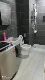 BS105- KLIA Self check-in- Wi-fi-Netflix- Parking, 5086 - 7