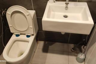 BS402- KLIA Self check-in-Wi-Fi-Netflix-Parking, 5085 - Sepang - 3