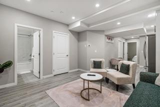 2 Bedroom, 3 bed Legal Suite - Calgary - 8