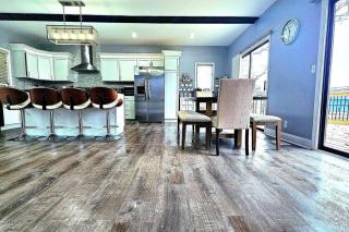 Gorgeous A-Frame on Cedar Lake - 4