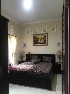 Homestay Made Bidel House - Penginyahan - 0