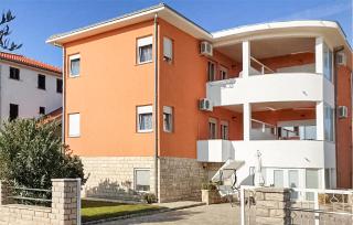 2 Bedroom Cozy Apartment In Biograd - Biograd na Moru - 3