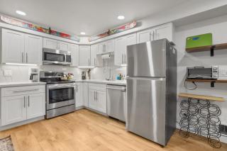 Luxury at Altitude – Base Camp 2 Bedroom condo - Kirkwood - 9