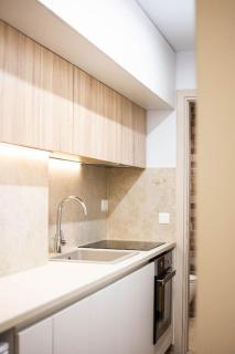The Charming Studio (4' Panormou metro station) - 5