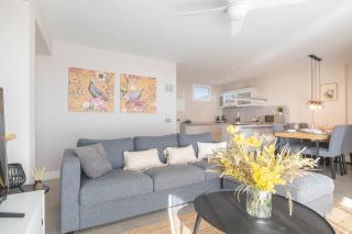 Coronado Beach Marbesa - Happy Rentals - 1