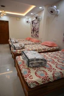 RR Enclave - service apartments - 7