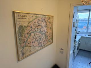 Guest room in a shared apartment - Metro 7 and Tramway T3a - París - 1