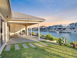 Murray River Canal Retreat -private Jetty - Mandurah - 5