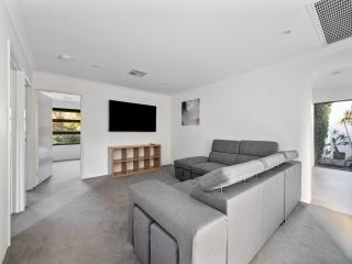 Murray River Canal Retreat -private Jetty - Mandurah - 2