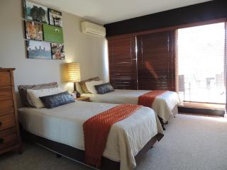 Charlesworth Bay Beach Resort - 8