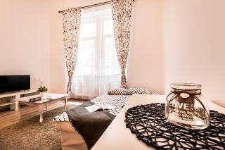 Crimson Crease Apartment - Budapest - 2