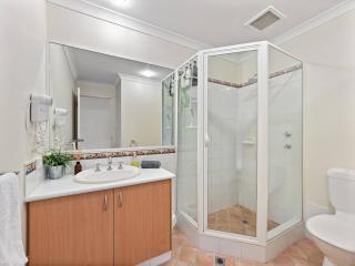 Cosy Studio- Courtyard- Central-pool - Mandurah - 1