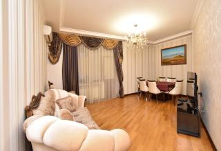 2 Bedrooms Luxury Apartment Near Republic Square - Yerevan - 0