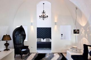 Venetian-Style Santorini Villa 1 Bedroom Villa Astroglia Beautiful Caldera Sea Views & Private Jacuzzi Fira - Fira - 8