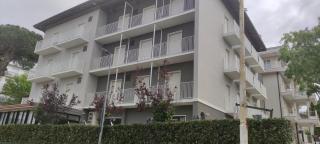 Hotel Villa Platani - Riccione - 6