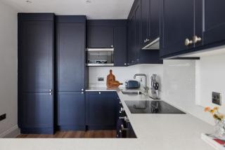 The Wembley Park Secret - Spacious 3BDR Flat with Terrace - 9