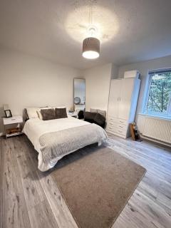 96 The Fordrough - Kings Norton - 2