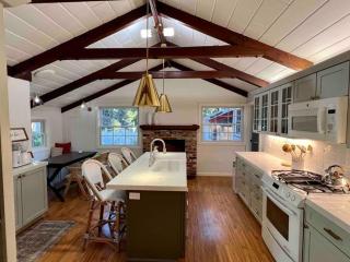 Santa Rosa Wine Cottage with Spa Amenities - Santa Rosa - 8
