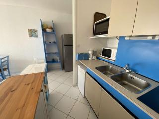Appartement 2 pièces avec piscine et parking à Port Camargue - FR-1-250-113 - Le Grau-du-Roi - 2
