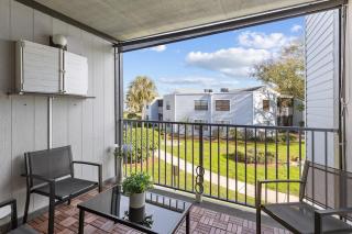 Disney and Airport 15 minutes from Luxury Condo - Orlando - 4